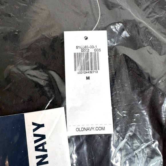 NWT Old Navy Extra High-Waisted CloudComfy 7/8 Leggings Black Size Medium - Picture 6 of 11